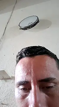 Snapshot of luissilva0071 chatting on March 10, 2025, 12:06 pm luissilva0071 online show from March 10, 2025, 12:06 pm