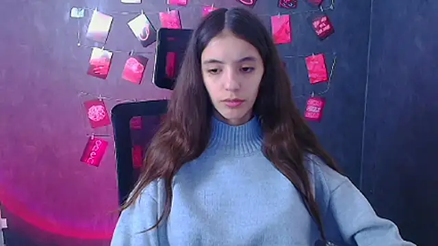 Aishell  online show from December 3, 2025, 6:14 am