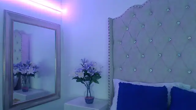 Snapshot of Abril_Squirt chatting on May 20, 2026, 10:29 pm Abril Squirt online show from May 20, 2026, 10:29 pm