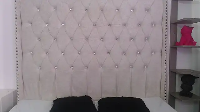 Snapshot of Abril_Squirt chatting on February 25, 2026, 8:41 pm Abril Squirt online show from February 25, 2026, 8:41 pm