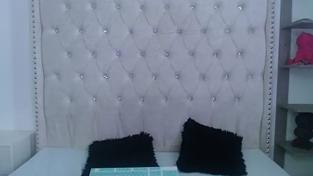 Snapshot of Abril_Squirt chatting on March 1, 2026, 5:57 pm Abril Squirt online show from March 1, 2026, 5:57 pm