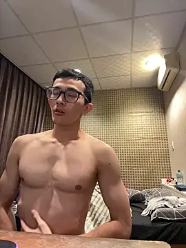 Snapshot of Stevenjt chatting on October 29, 2025, 3:11 pm Stevenjt online show from October 29, 2025, 3:11 pm