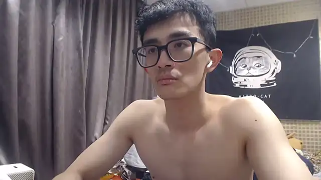 Snapshot of Stevenjt chatting on May 26, 2026, 4:38 pm Stevenjt online show from May 26, 2026, 4:38 pm