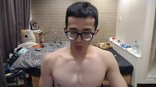 Snapshot of Stevenjt chatting on October 15, 2025, 4:48 pm Stevenjt online show from October 15, 2025, 4:48 pm