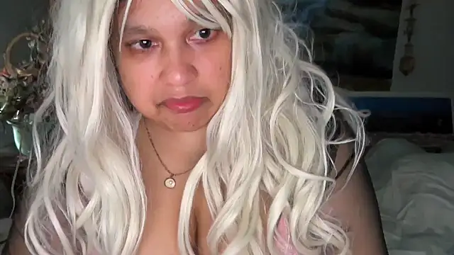Snapshot of MelanieFawker chatting on September 15, 2025, 5:57 pm MelanieFawker online show from September 15, 2025, 5:57 pm