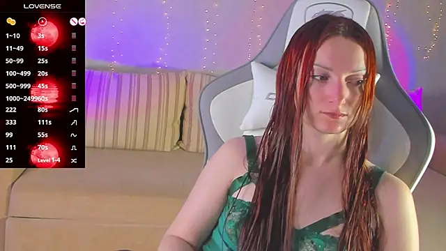 Snapshot of FlamyGold chatting on May 5, 2026, 1:41 am FlamyGold online show from May 5, 2026, 1:41 am