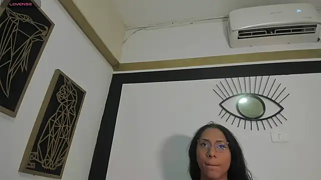 EmilyGomezLS online show from June 3, 2026, 11:33 am