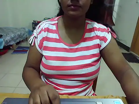 JustinaIra online show from September 22, 2025, 8:15 pm