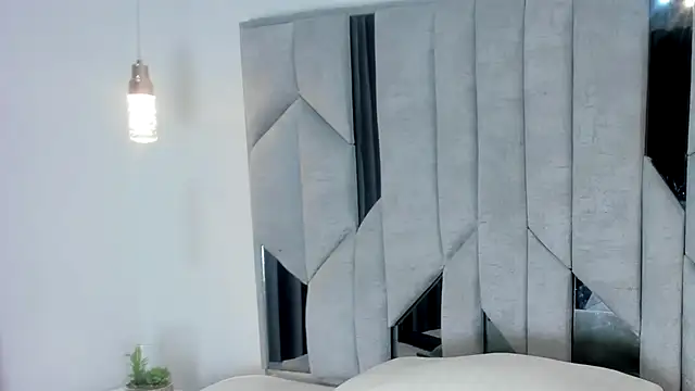 Snapshot of Malu_M chatting on November 8, 2025, 11:36 am Malu M online show from November 8, 2025, 11:36 am