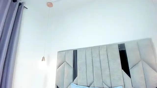 Snapshot of Malu_M chatting on December 1, 2025, 11:49 pm Malu M online show from December 1, 2025, 11:49 pm