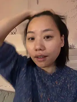 Eliza-E online show from February 12, 2026, 1:16 am