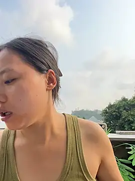 Eliza-E online show from April 20, 2026, 12:13 am