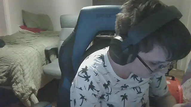 KaliSnow199623 online show from January 13, 2026, 3:10 am