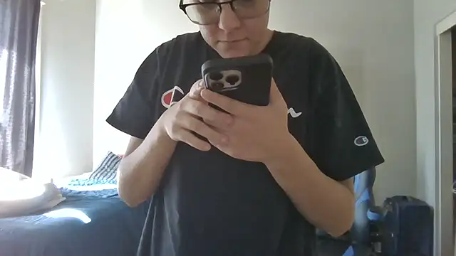 KaliSnow199623 online show from September 21, 2025, 8:14 pm