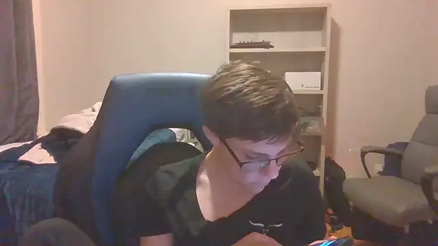 KaliSnow199623 online show from September 12, 2025, 5:40 am