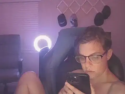 KaliSnow199623 online show from January 31, 2025, 4:25 am