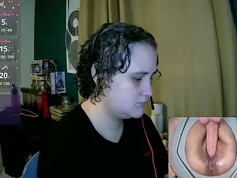lolalicious 758 online show from May 13, 2026, 11:56 pm