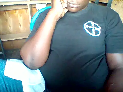 Snapshot of missarpie chatting on May 17, 2026, 6:13 am missarpie online show from May 17, 2026, 6:13 am