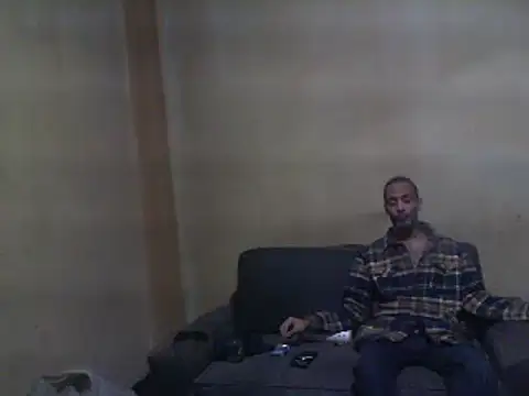 Snapshot of tomeliviathan chatting on February 3, 2025, 4:46 am tomeliviathan online show from February 3, 2025, 4:46 am