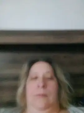 Snapshot of Icedcoffee2024 chatting on March 3, 2026, 2:35 pm Icedcoffee2024 online show from March 3, 2026, 2:35 pm