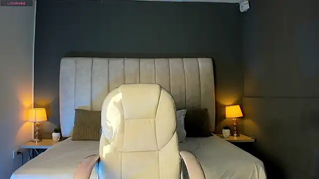 MelissaKarterrs online show from March 10, 2025, 12:06 pm