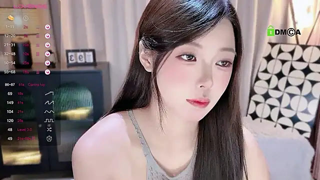 Snapshot of Ubela_7 chatting on January 5, 2026, 5:27 pm Ubela 7 online show from January 5, 2026, 5:27 pm