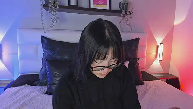 Snapshot of sofi_bakerr chatting on February 12, 2026, 11:32 am sofi bakerr online show from February 12, 2026, 11:32 am