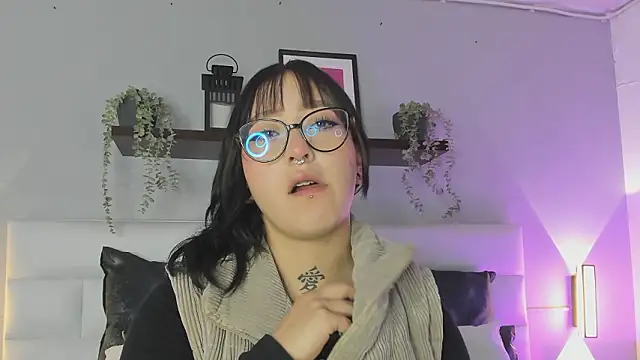 Snapshot of sofi_bakerr chatting on February 26, 2026, 11:32 am sofi bakerr online show from February 26, 2026, 11:32 am