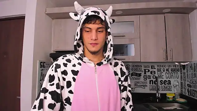 guy master online show from December 29, 2024, 4:38 am