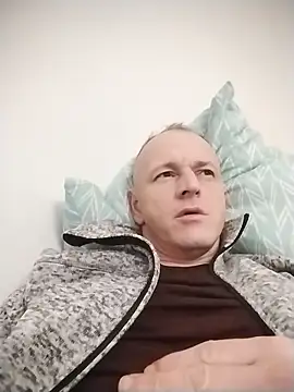 Snapshot of Singlepennis chatting on March 20, 2025, 7:14 pm Singlepennis online show from March 20, 2025, 7:14 pm