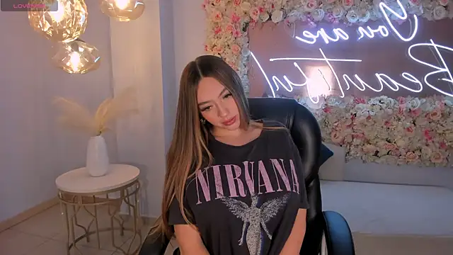 BellaRose X online show from October 17, 2025, 4:16 am