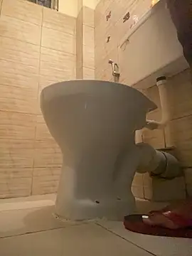 Snapshot of zonroe_the_big chatting on March 21, 2026, 8:35 pm zonroe the big online show from March 21, 2026, 8:35 pm