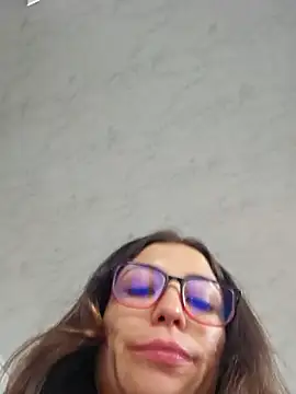 Snapshot of mmmVirginia chatting on December 22, 2025, 8:20 pm mmmVirginia online show from December 22, 2025, 8:20 pm