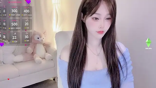 Snapshot of Kiss-18 chatting on November 13, 2025, 1:04 pm Kiss-18 online show from November 13, 2025, 1:04 pm