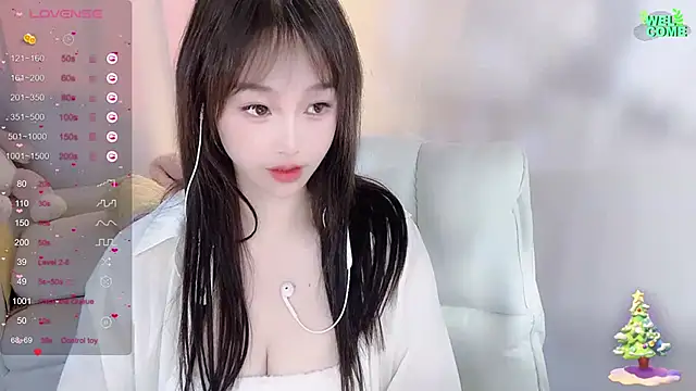 Snapshot of Kiss-18 chatting on March 17, 2025, 1:18 pm Kiss-18 online show from March 17, 2025, 1:18 pm