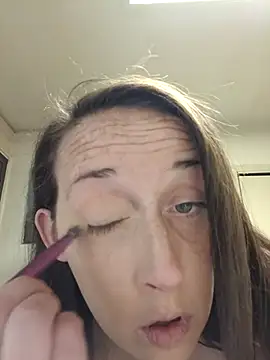 PhatAss Kummmilla online show from April 8, 2026, 12:39 pm