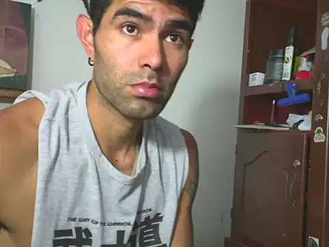 hideonbush051 online show from February 25, 2026, 11:21 am