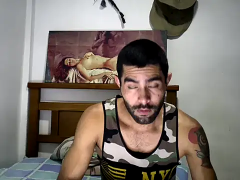 Snapshot of hideonbush051 chatting on October 13, 2025, 3:08 am hideonbush051 online show from October 13, 2025, 3:08 am