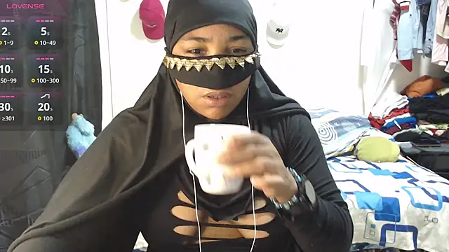 Aaliyah brown online show from November 12, 2025, 8:07 am