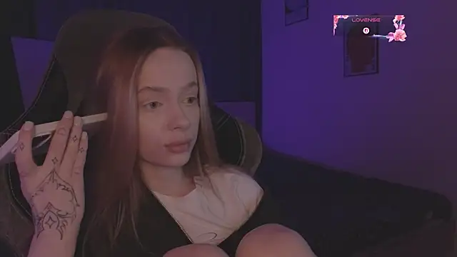  MayShy  online show from September 22, 2025, 8:15 pm