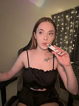  MayShy  online show from December 6, 2024, 10:02 pm