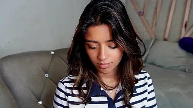 Rebecca 055 online show from February 21, 2026, 9:50 pm