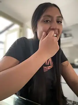 Snapshot of Salome_golvert chatting on September 25, 2025, 8:59 pm Salome golvert online show from September 25, 2025, 8:59 pm