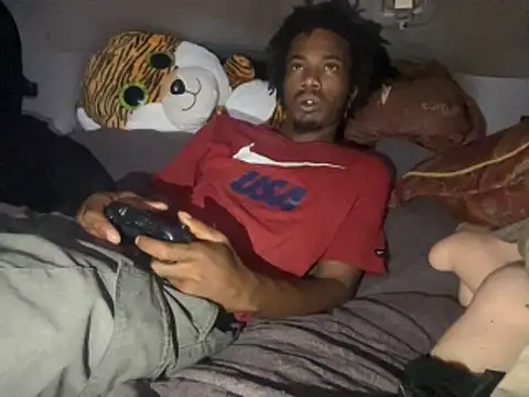 SlimeCrownzOut5 online show from November 23, 2025, 5:06 am