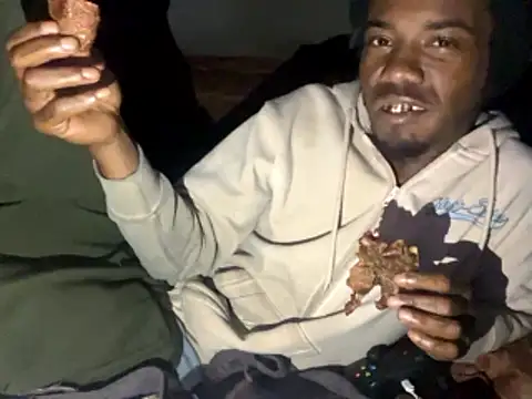 SlimeCrownzOut5 online show from January 11, 2026, 12:28 am