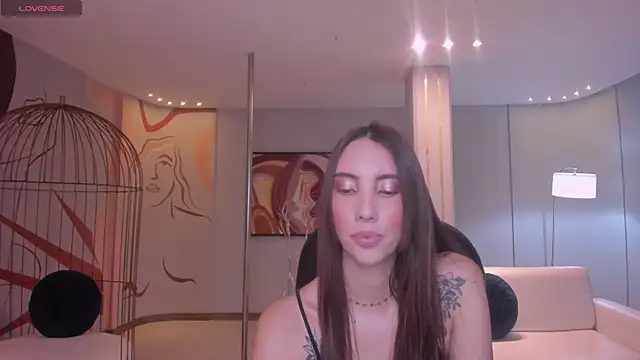 Snapshot of AnaisNin chatting on March 11, 2025, 5:02 pm AnaisNin online show from March 11, 2025, 5:02 pm