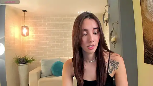 Snapshot of AnaisNin chatting on March 11, 2025, 8:09 pm AnaisNin online show from March 11, 2025, 8:09 pm