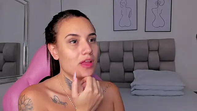 Snapshot of Susan-Sweet-7 chatting on November 17, 2025, 3:05 pm Susan-Sweet-7 online show from November 17, 2025, 3:05 pm