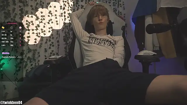 twinkben online show from November 12, 2025, 10:24 pm