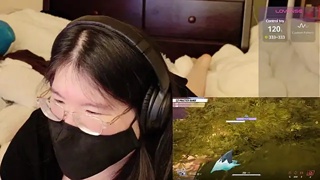 Snapshot of Kara-Nuna chatting on January 26, 2025, 8:57 am Kara-Nuna online show from January 26, 2025, 8:57 am